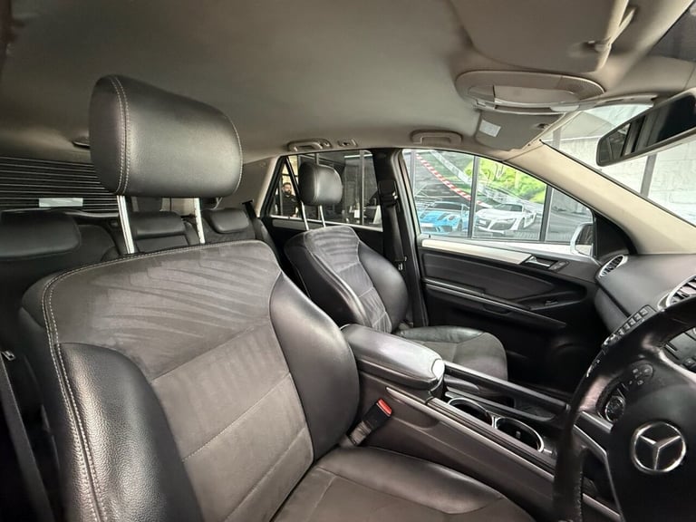 2010 Mercedes-Benz M-Class 3.0 ML300 CDI V6 BlueEfficiency Sport SUV 5dr Diesel Tiptronic 4WD Eur...