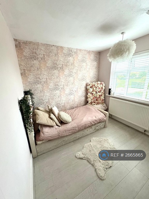 5 bedroom house in Primrose Hill, Kings Langley, WD4 (5 bed) (#2665865)