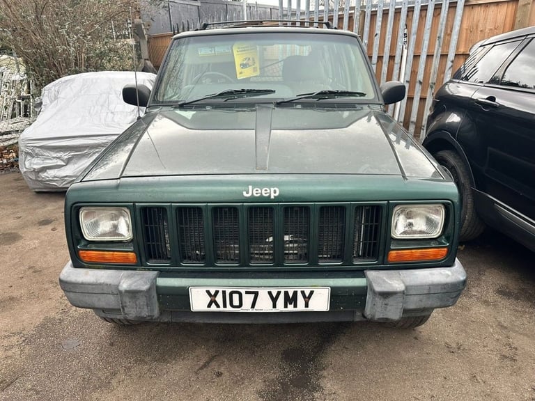 2000 X JEEP CHEROKEE 60TH ANNIV. AUTO 2.5 SUV 5DR PETROL 4X4 (279 G/KM, 121 BHP)