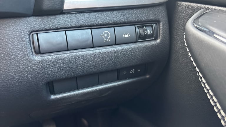 2023 Nissan Qashqai 1.3 DiG-T MH 158 N-Connecta 5dr Xtronic Petrol Hatchback Hatchback Petrol Aut...