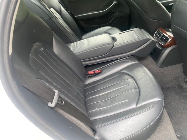 2011 Audi A8 3.0 TDI Quattro SE TIP Auto - 20'' ALLOY WHEELS - FULLY LOADED - 6 STAMPS SALOON Die...