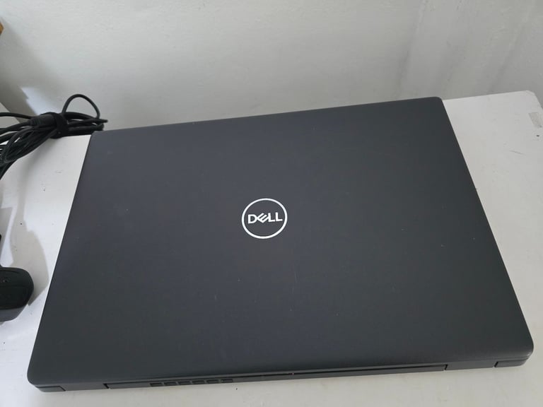 Dell i5 10th Gen 15.6" 1080p Full HD Laptop 16GB DDR4 RAM 256GB SSD win 11 Pro