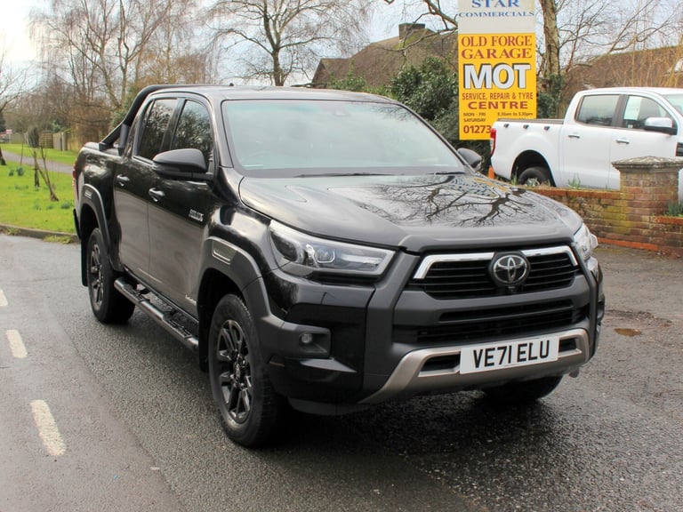 2022 Toyota Hi-lux 2.8 D-4D Invincible X  FULL LEATHER Pickup Double Cab 4dr