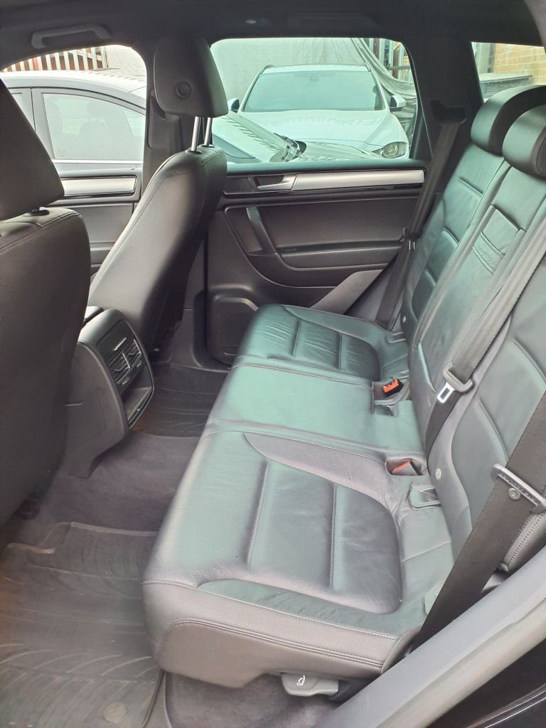2015 15 VOLKSWAGEN TOUAREG 3.0 TDI V6 BLUEMOTION TECH R-LINE SUV 5DR DIESEL TIPT