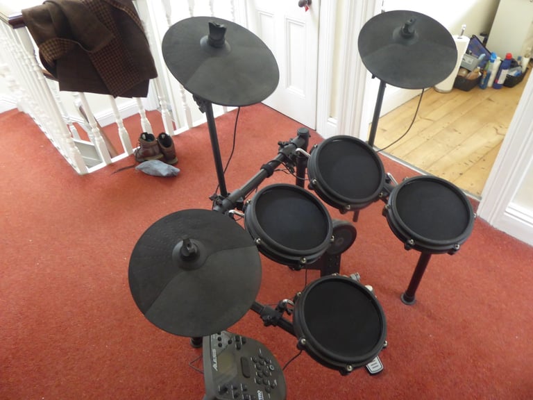 Alesis Nitro Mesh Electronic Drum Kit