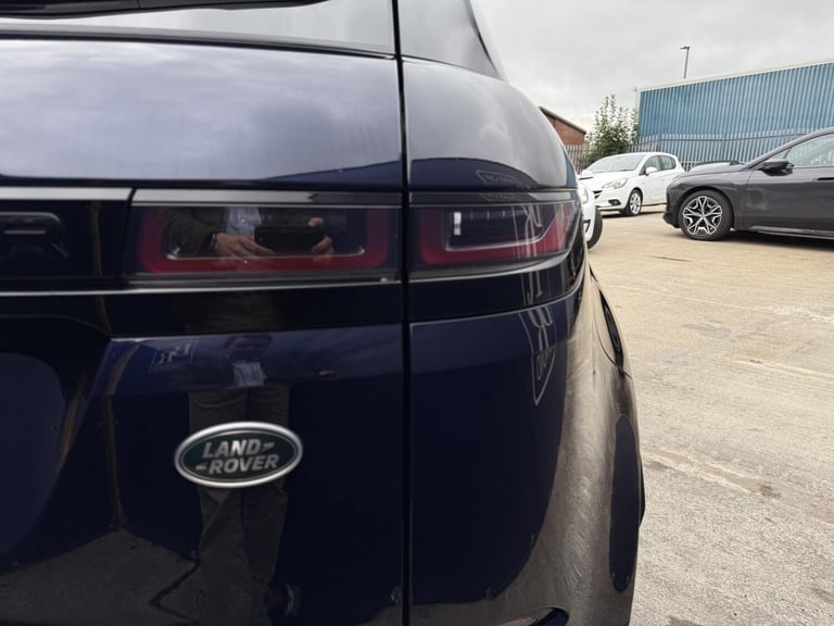 2022 Land Rover Range Rover Evoque 1.5 P300e R-Dynamic SE 5dr Auto ESTATE PETROL/ELECTRIC Automatic