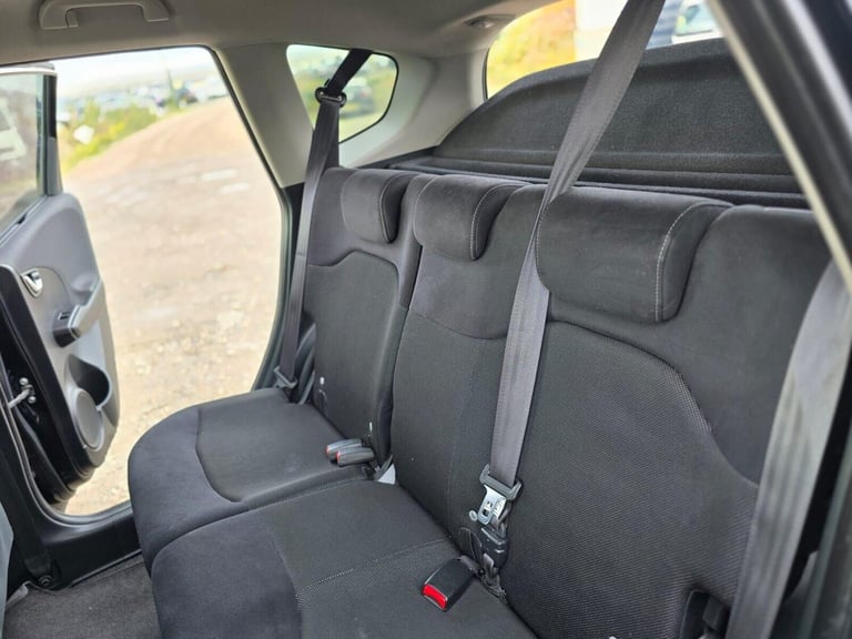 2014 Honda Jazz 1.4 i-VTEC Si Hatchback 5dr Petrol Manual Euro 5 (99 ps) Hatchback Petrol Manual