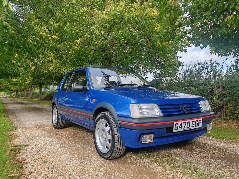 Peugeot, 205 GTI 1990 Limited Edition fully restored!