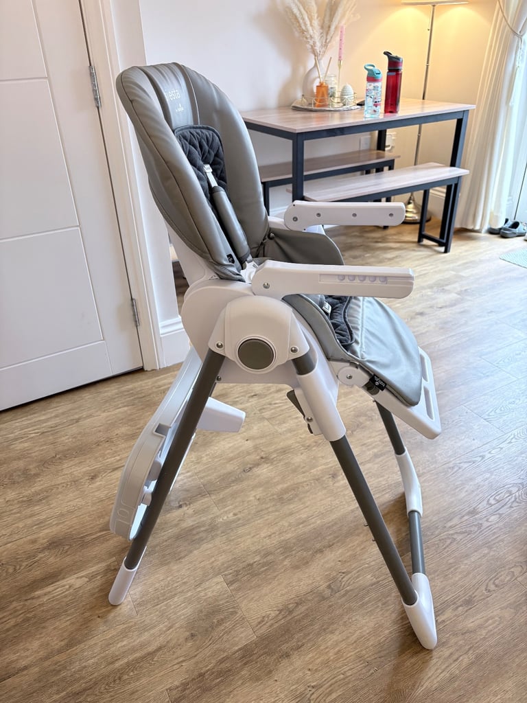 Babylo Siesta Highchair 