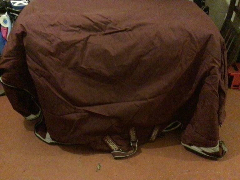 Burgundy Rambo Horse Rug