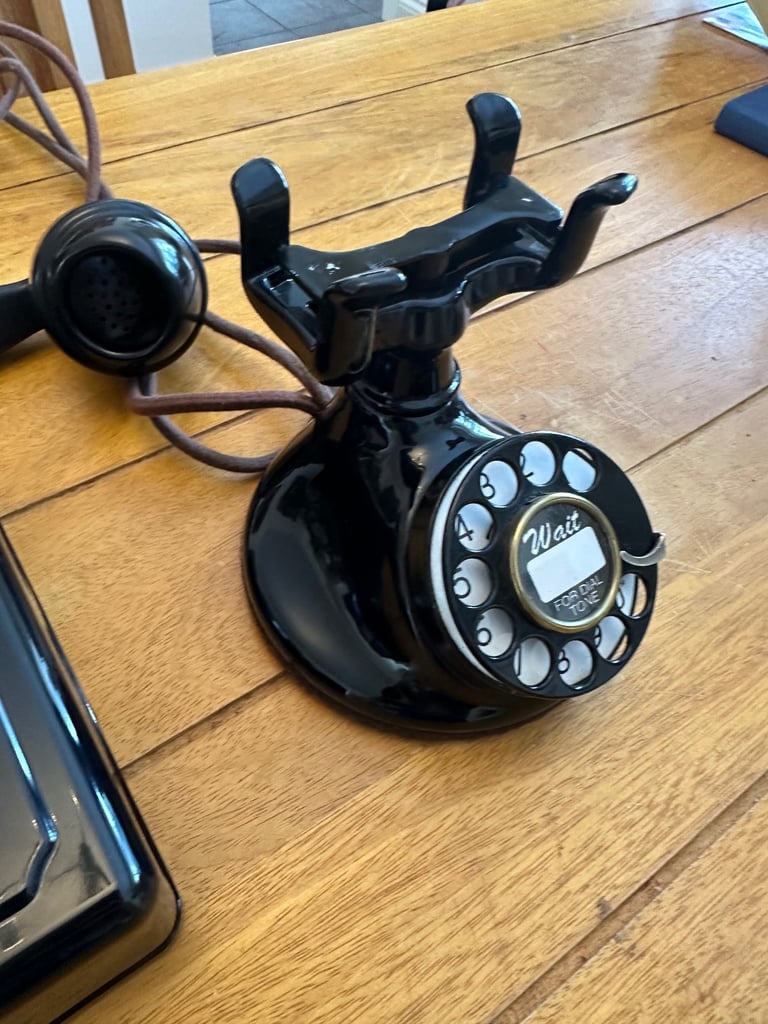 Western Electric 102 telephone with subset