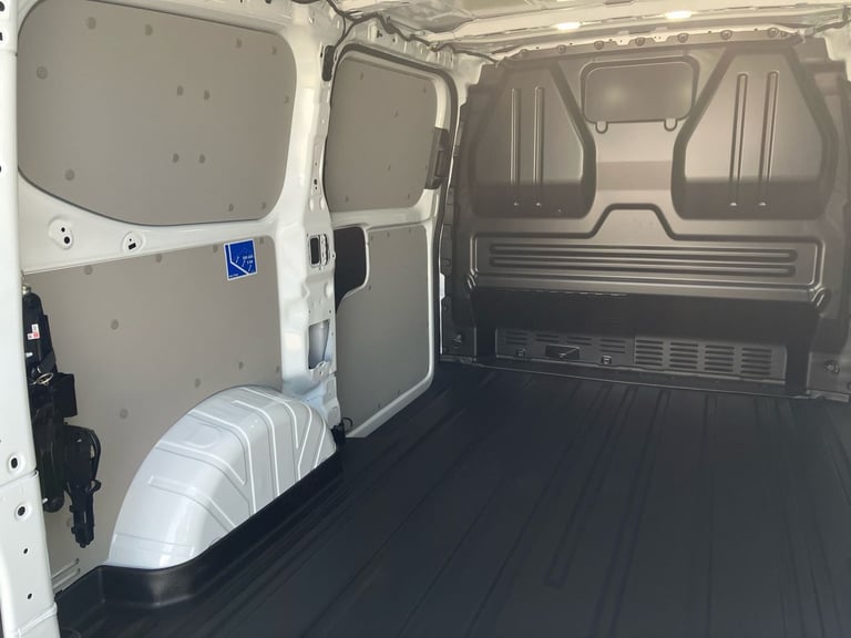2025 Ford Transit Custom Transit Custom Limited 320 L1 2.0L EcoBlue 136PS FWD 6 Speed Manual Van ...