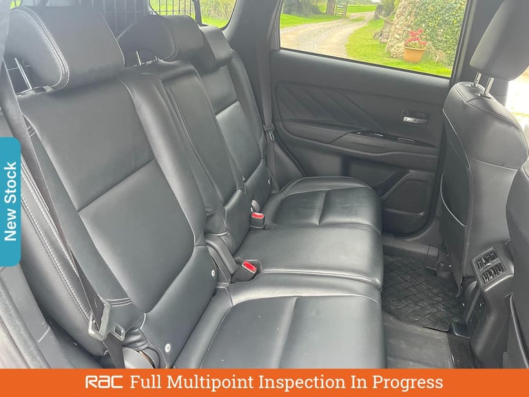 2018 Mitsubishi Outlander 2.4h TwinMotor 13.8kWh 4h SUV 5dr Petrol Plug-in Hybrid CVT 4WD Euro 6 ...