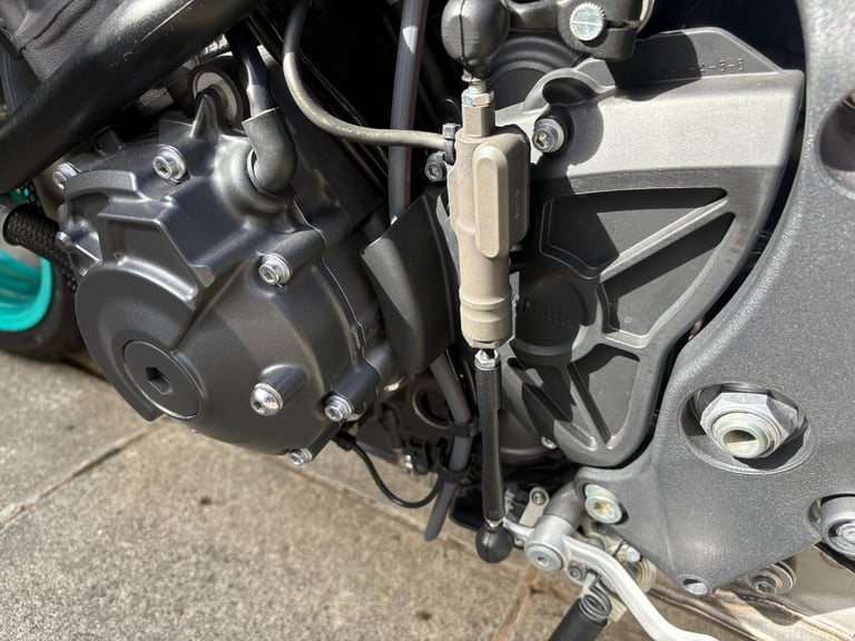 2023 / 73 Yamaha MT10 £10000 Grey 5978 miles.