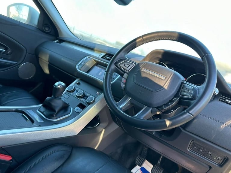 2017 Land Rover Range Rover Evoque 2.0 ED4 SE 5d 148 BHP Estate Diesel Manual
