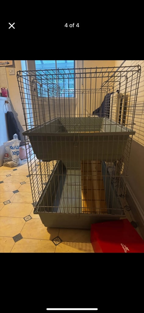 Animal cage / guinea pig cage