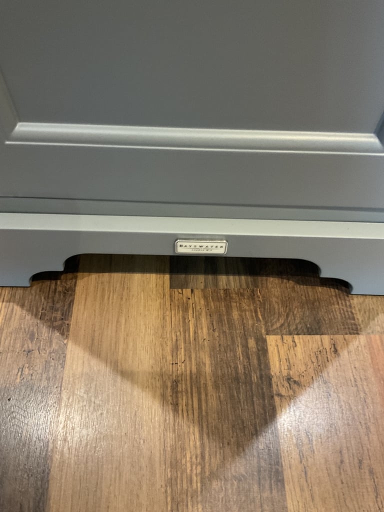 Bayswater Farrow and Ball plummet Grey bathroom tallboy RRP £900+ 