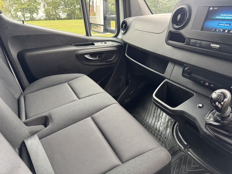2021 Mercedes-Benz Sprinter 2.0 315Cdi Lwb 3.5t. 4.2m. Luton Tail Lift (NEW BODY) Euro 6 150Bhp L...