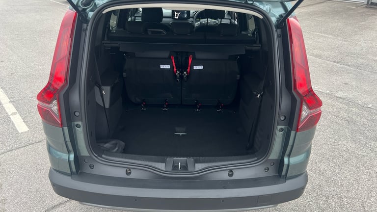 2024 Dacia Jogger 1.6 HEV Extreme 5dr Auto MPV PETROL/ELECTRIC Automatic