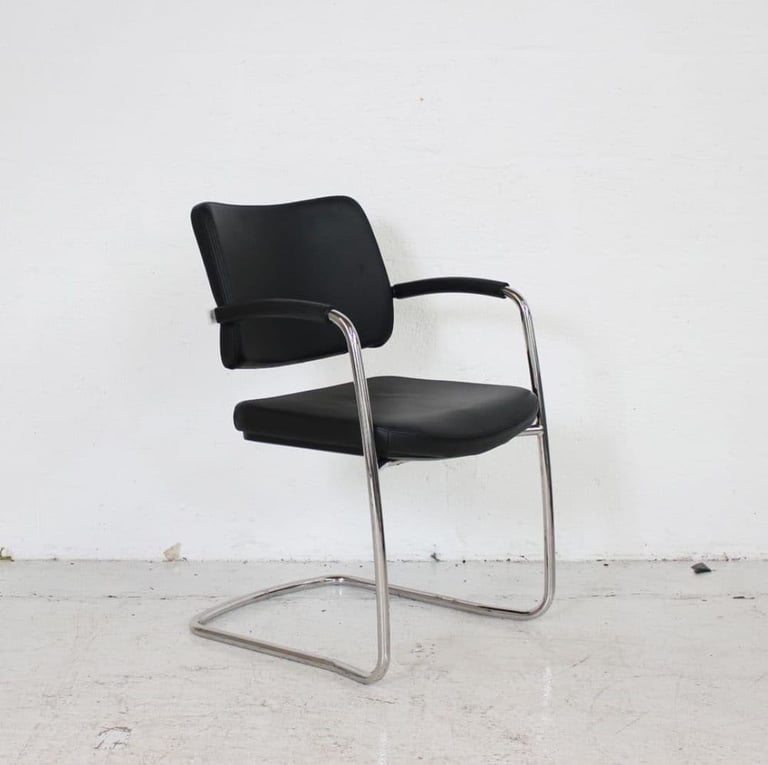 Boss design cantilever leather meeting chairs (14 available)