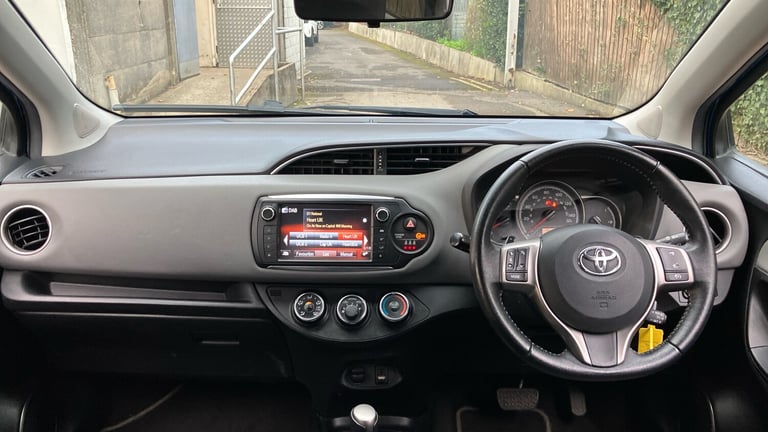 2017 Toyota Yaris 1.33 VVT-i Icon 5dr CVT Petrol Hatchback Hatchback Petrol Automatic