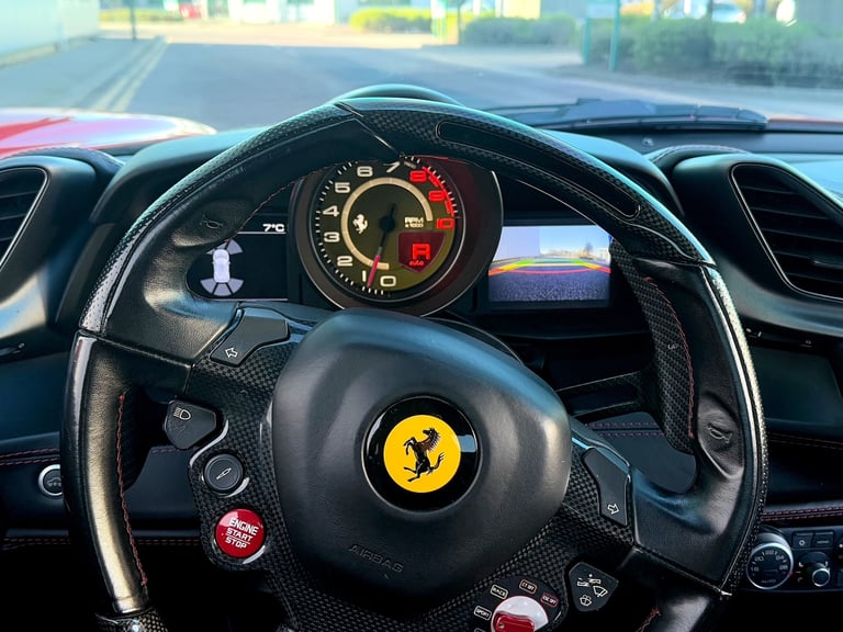 LEFT HAND DRIVE FERRARI 488 GTB 3.9T V8 F1 DCT | UK REG | ONLY 21K MILES! | LHD 