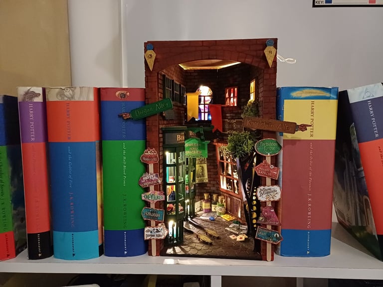 image for Harry Potter Book Nook - Knockturn Alley