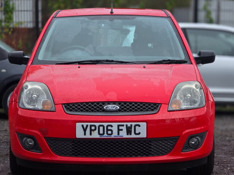 2006 Ford Fiesta 1.25 Zetec 5dr HATCHBACK Petrol Manual - Image 2
