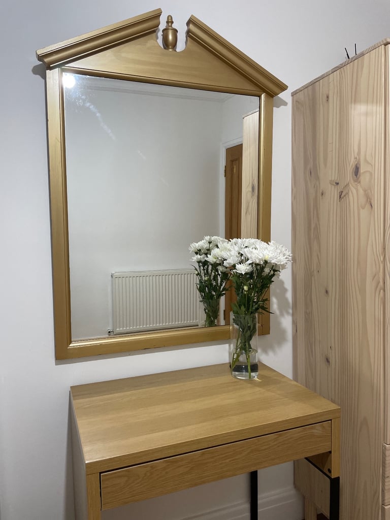 Beds, cupboards, mirrors - excellent original condition!