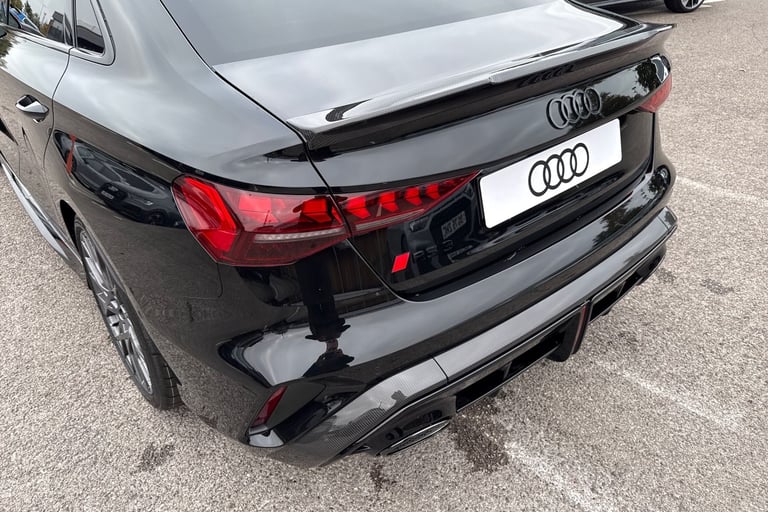 2025 Audi RS3 2.5 TFSI Carbon Vorsprung S Tronic quattro Euro 6 (s/s) 4dr Saloon Automatic