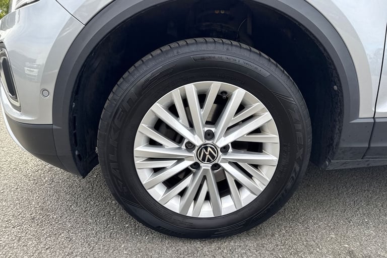 2023 Volkswagen T-Roc 1.5 TSI Life 5dr HATCHBACK PETROL Manual