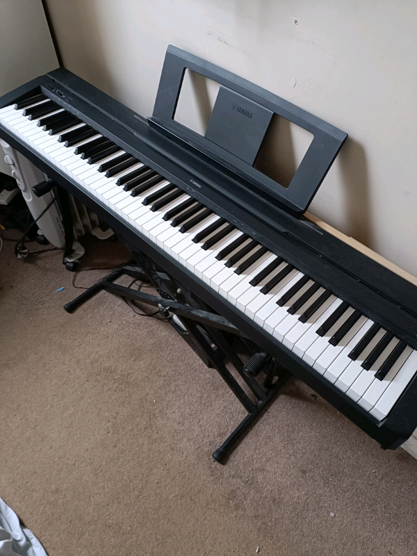 Yamaha P45 piano