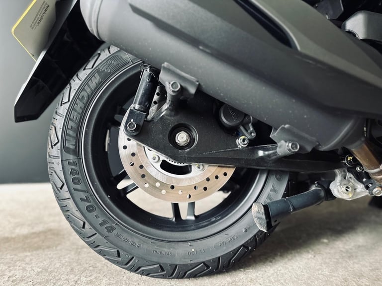 STUNNING ONE OWNER 2024/24 HONDA FORZA 350 SCOOTER