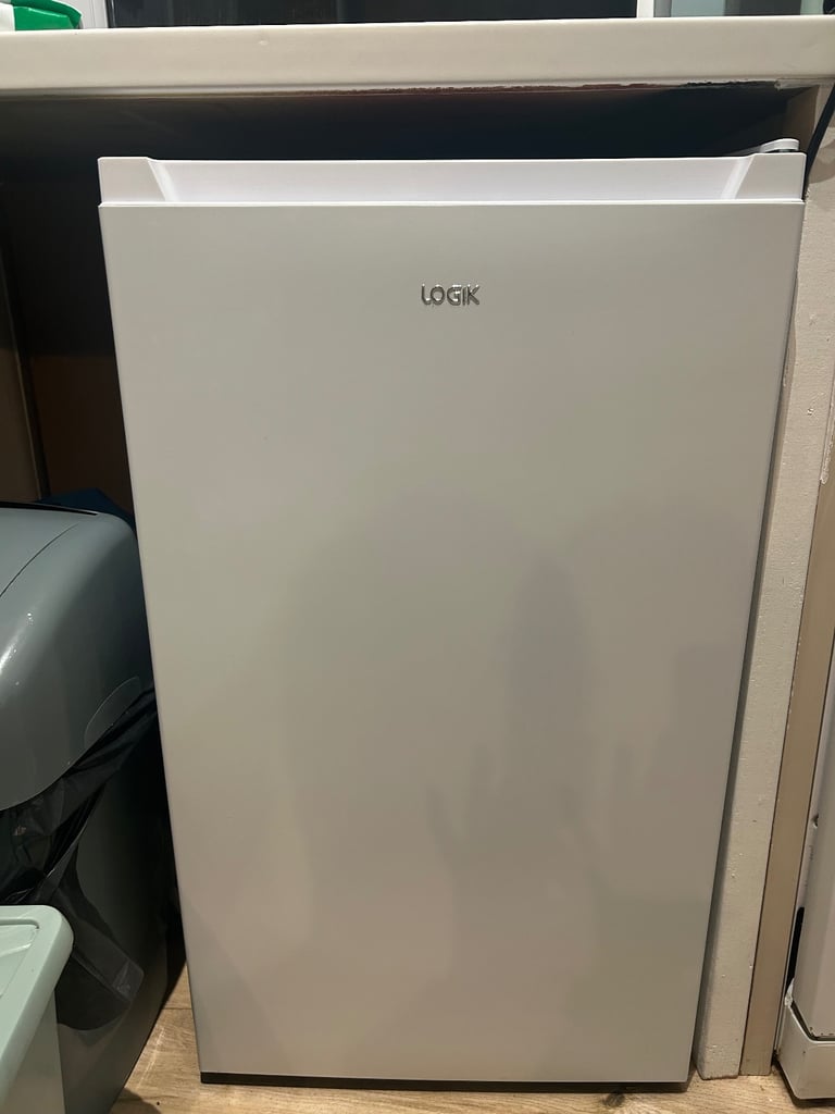 image for LOGIK under counter fridge 