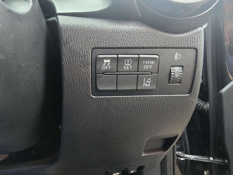 2015 Mazda Mazda2 1.5 Sport Nav 5dr HATCHBACK PETROL Manual