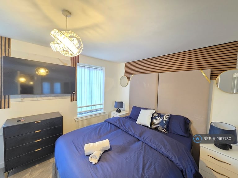 4 bedroom house in Sandpiper Drive, Houndstone, Yeovil, BA22 (4 bed) (#2167780)