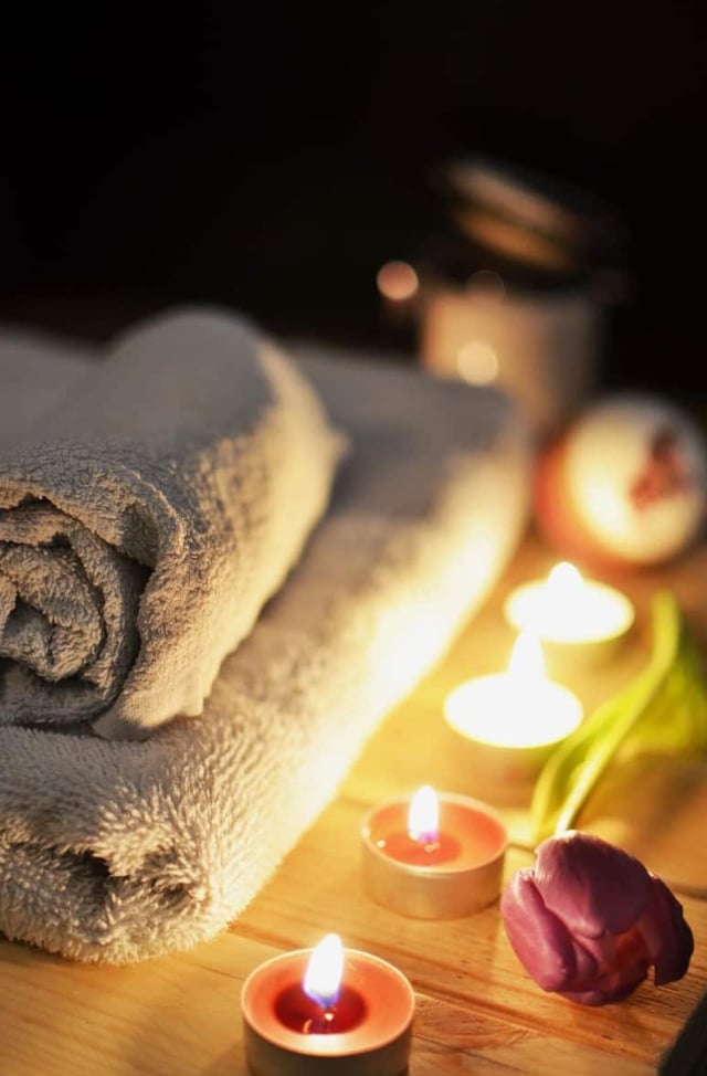Thai Deep Tissue by Male Massage Therapist