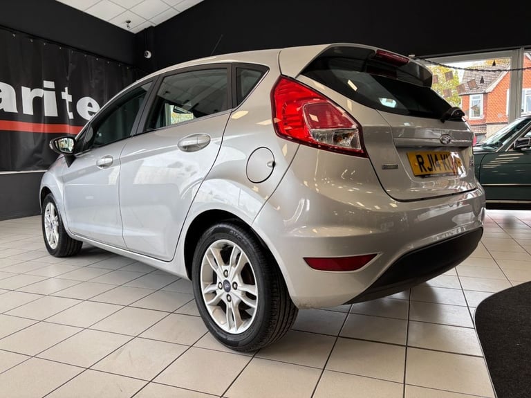 2014 Ford Fiesta 1.0T EcoBoost Zetec Hatchback 5dr Petrol Manual Euro 5 (s/s) (100 ps) Hatchback ...