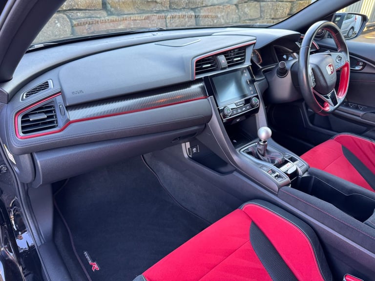 2018 (68) HONDA CIVIC 2.0 VTEC TYPE R GT 5DR MANUAL - 16,600 miles - 
