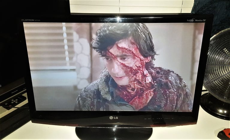 Fully Working 27” LG Flatron M2762D - Full HD LCD Monitor TV - £20