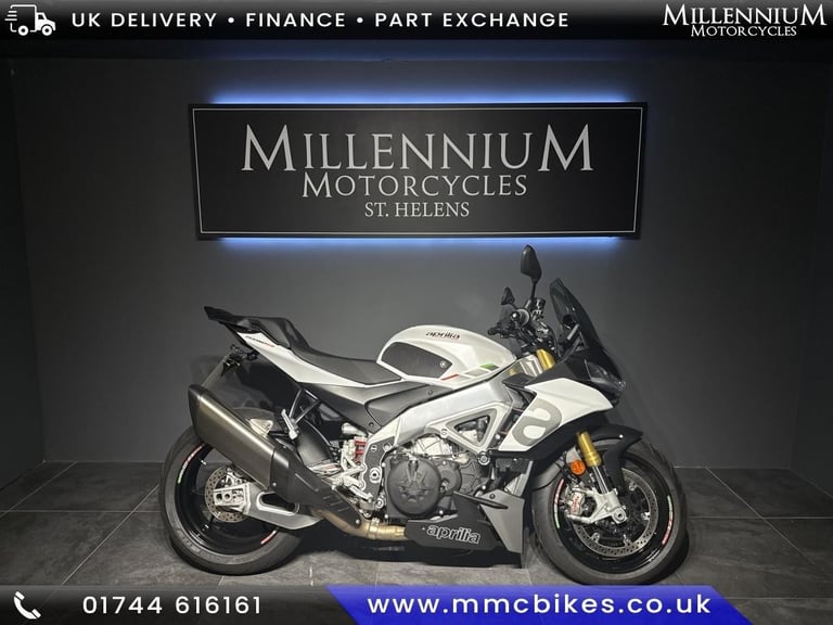 2022 APRILIA TUONO 1100 V4 SUPER NAKED MOTORCYCLE LOW MILES