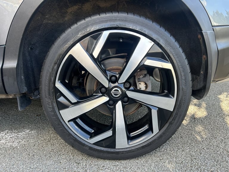 2019 Nissan Qashqai 1.3 DiG-T Tekna+ 5dr HATCHBACK PETROL Manual