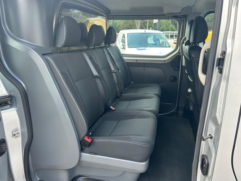 VAUXHALL VIVARO 1.6 CDTi 2900 Crew Cab +Â