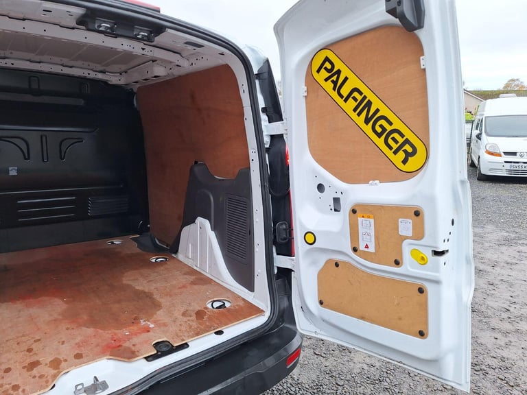 FORD TRANSIT CONNECT 1.5 220 EcoBlue White Manual Diesel, 2018