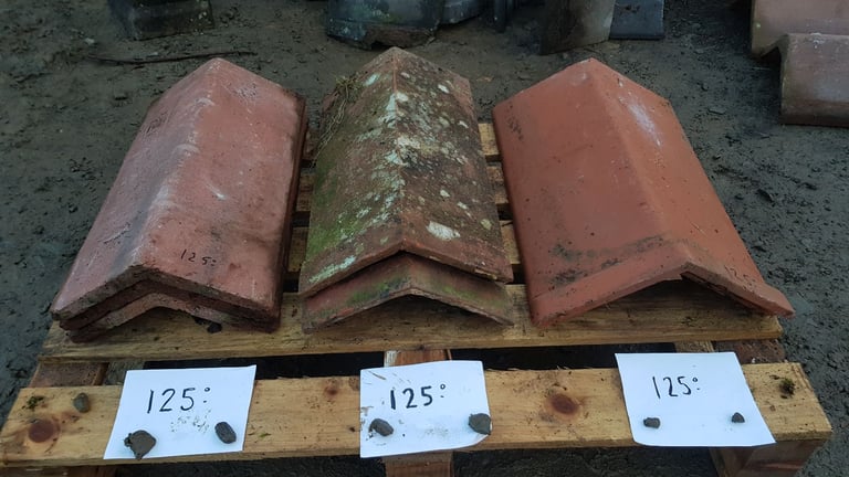 Reclaimed Clay Ridge Tiles 