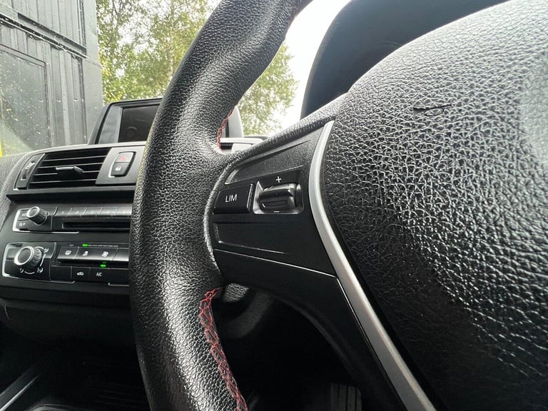 BMW 1 SERIES 2.0 120d Sport 3 door 2014