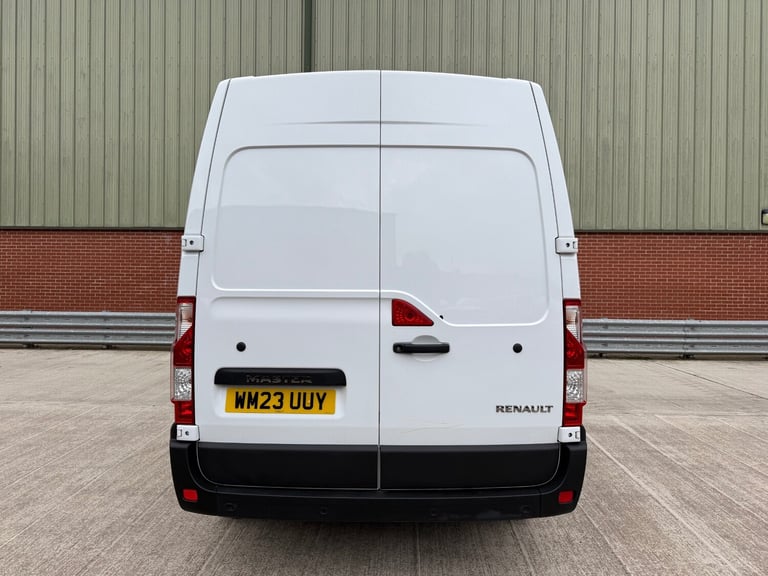 2023 Renault Master LM35dCi 135 Business+ Medium Roof Van LWB 2023 23 Plate PANEL VAN Diesel Manual