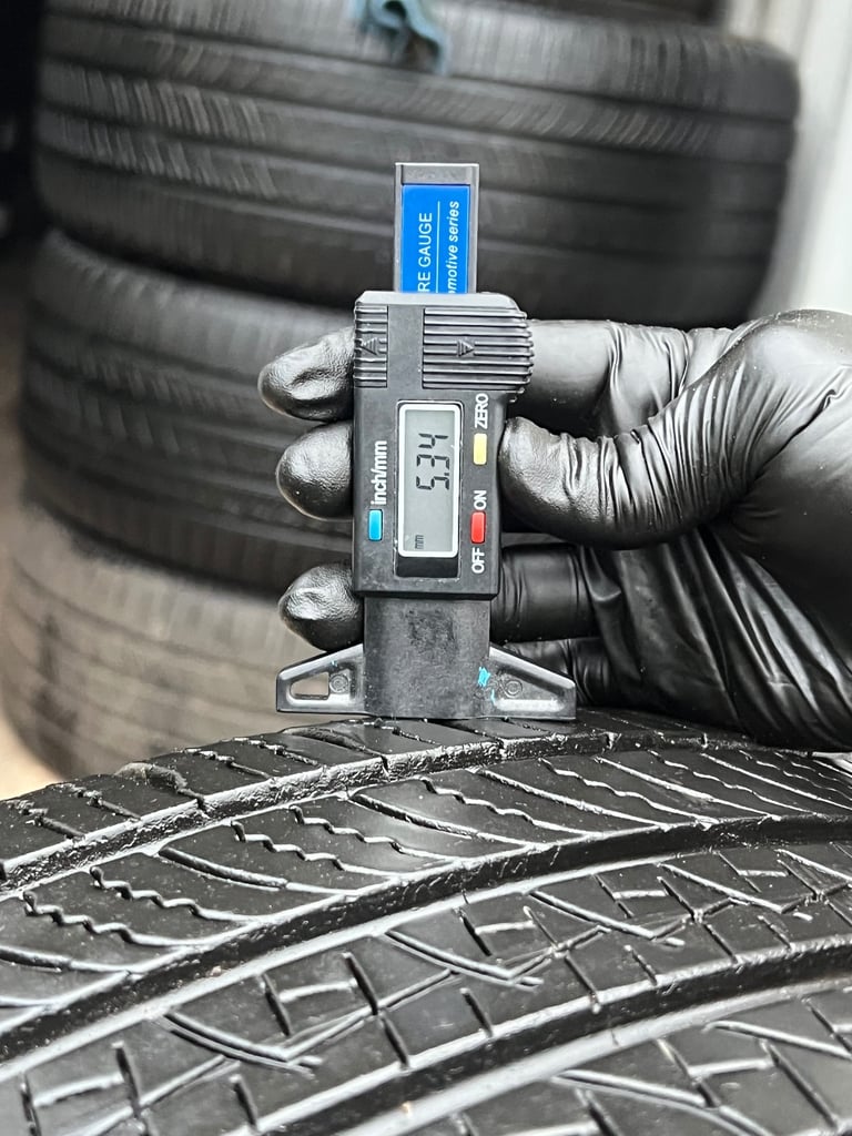 235/55 R19 Pirelli Scorpion Zero All Season JLR M+S XL 105W Tyres Pair 