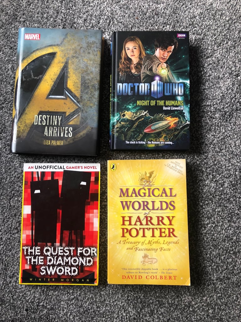 4 books  christmas gift idea Marvel, Doctor Who, Harry Potter 