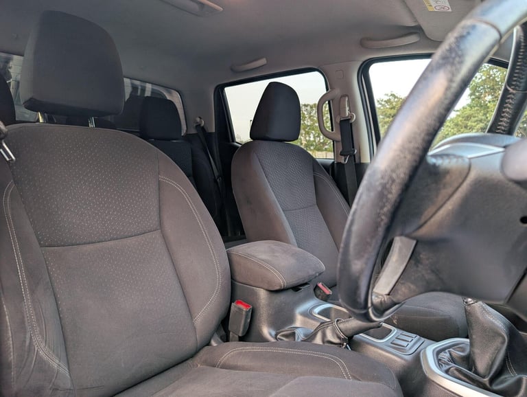  Nissan Navara 2.3 dCi Acenta+ 4WD Euro 6 (s/s) 4dr Diesel Manual